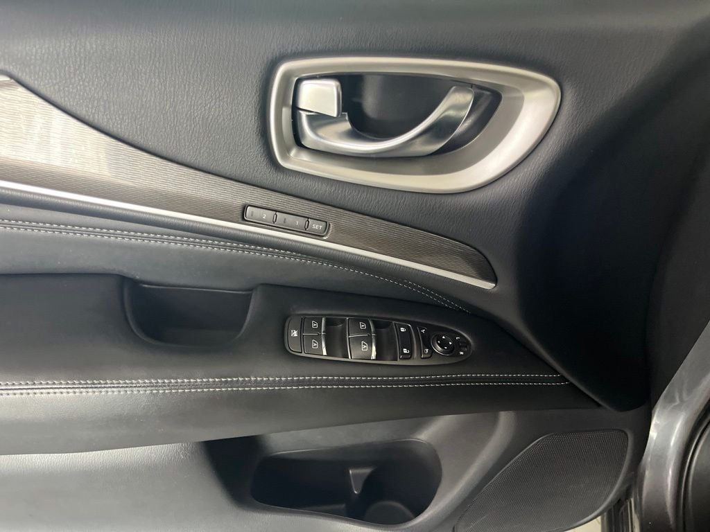 2017 INFINITI QX60 Base