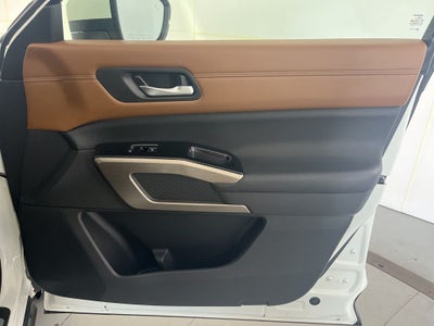 2024 Nissan Pathfinder Platinum