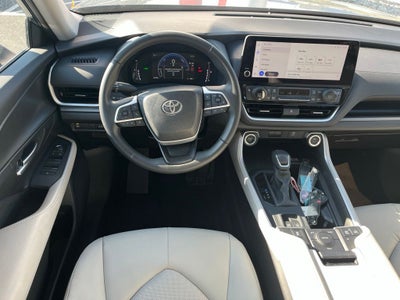 2025 Toyota Grand Highlander Hybrid XLE