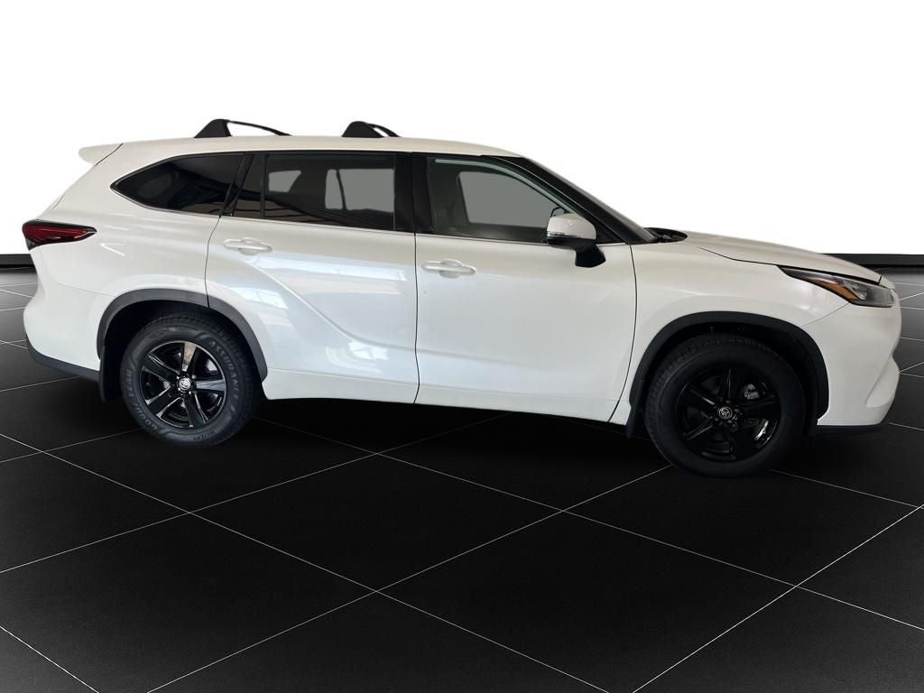 2020 Toyota Highlander LE