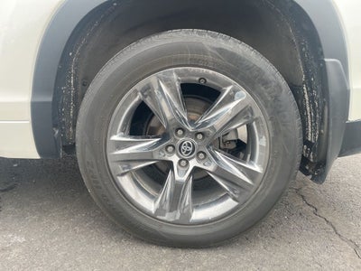 2019 Toyota Highlander Limited Platinum