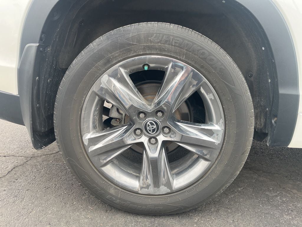 2019 Toyota Highlander Limited Platinum
