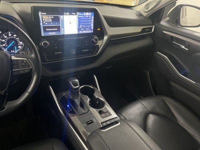 2020 Toyota Highlander Hybrid Platinum