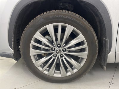 2020 Toyota Highlander Hybrid Platinum