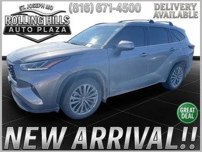2025 Toyota Highlander Hybrid Limited 25th Edition