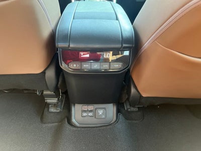 2025 Toyota Highlander Hybrid Limited 25th Edition