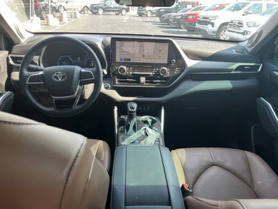 2025 Toyota Highlander Hybrid Limited 25th Edition
