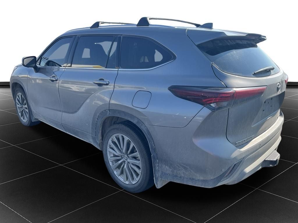 2025 Toyota Highlander Hybrid Limited 25th Edition
