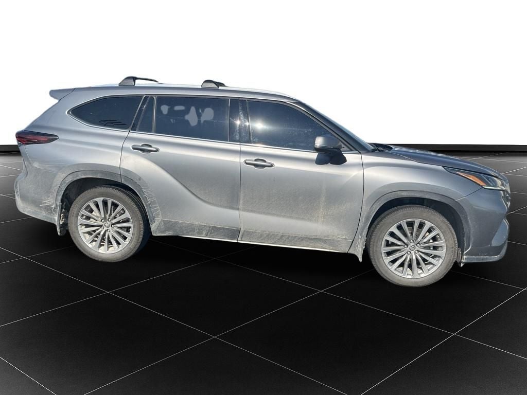 2025 Toyota Highlander Hybrid Limited 25th Edition