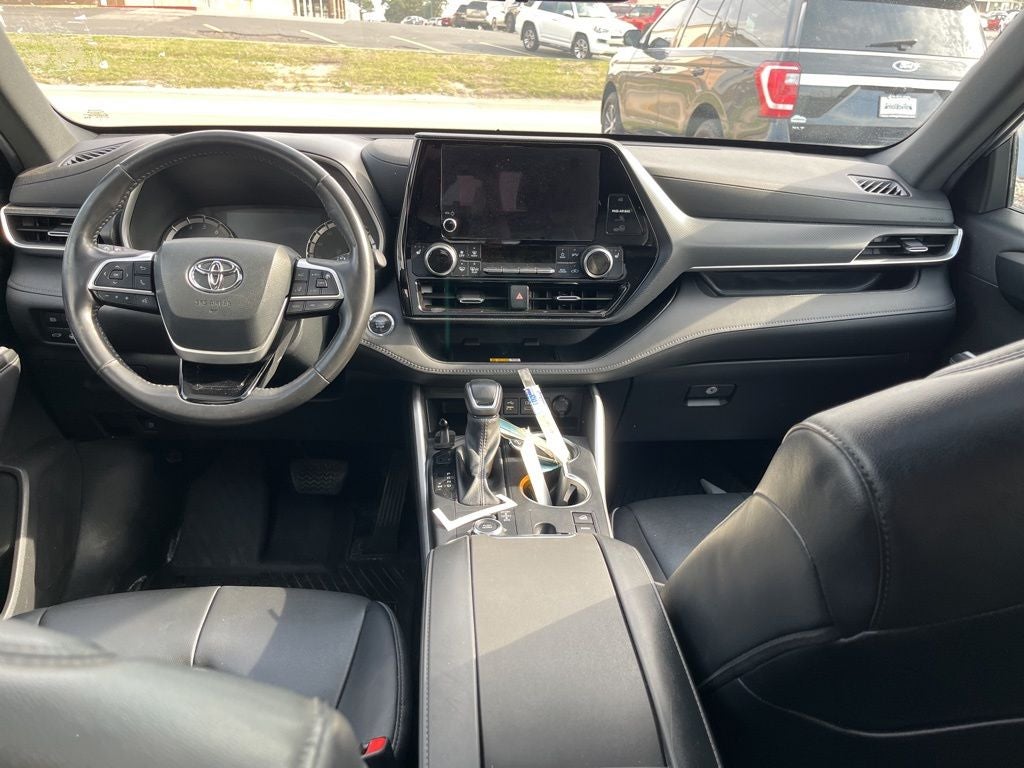 2023 Toyota Highlander XSE