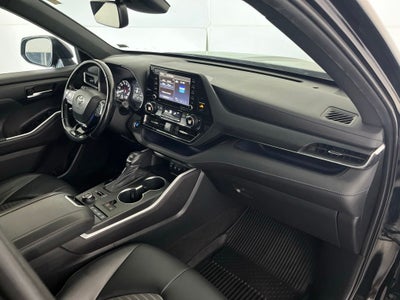 2021 Toyota Highlander XSE