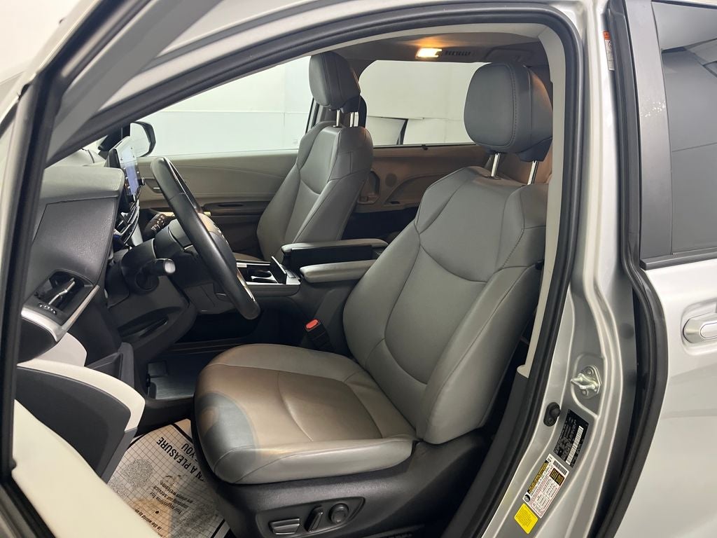 2024 Toyota Sienna XLE 7 Passenger