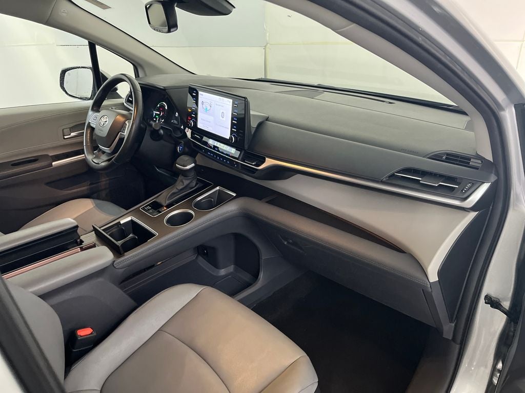 2024 Toyota Sienna XLE 7 Passenger