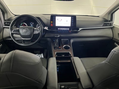 2024 Toyota Sienna XLE 7 Passenger