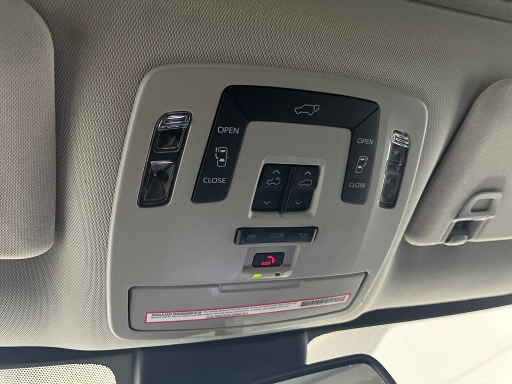 2024 Toyota Sienna XLE 7 Passenger