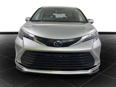 2024 Toyota Sienna XLE 7 Passenger