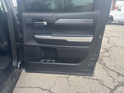 2017 Toyota Tundra Platinum 5.7L V8