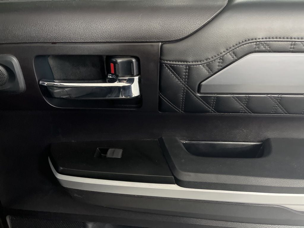 2017 Toyota Tundra Platinum 5.7L V8