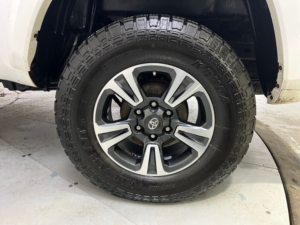 2017 Toyota Tacoma SR5 V6