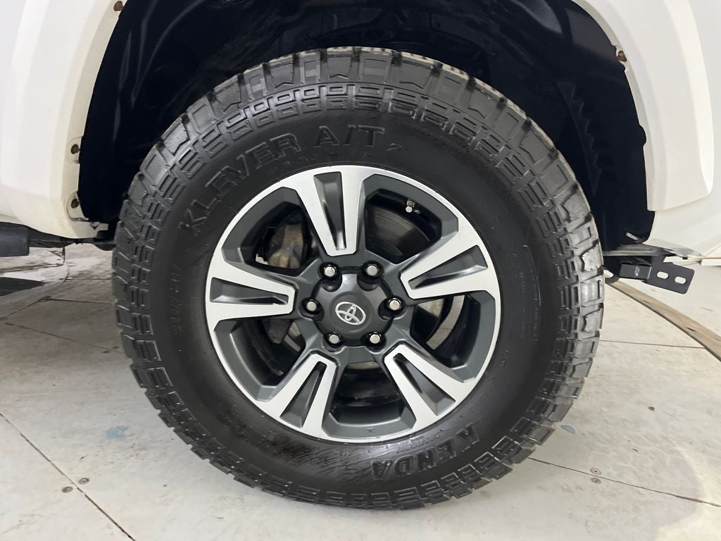 2017 Toyota Tacoma SR5 V6