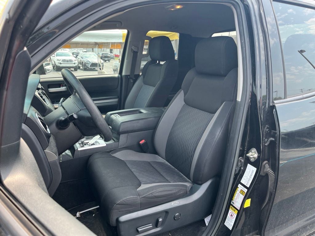 2017 Toyota Tundra SR5