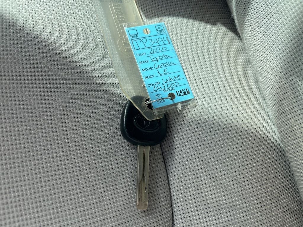 2020 Toyota Corolla LE