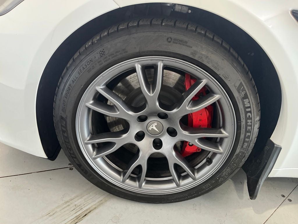 2023 Tesla Model S Plaid