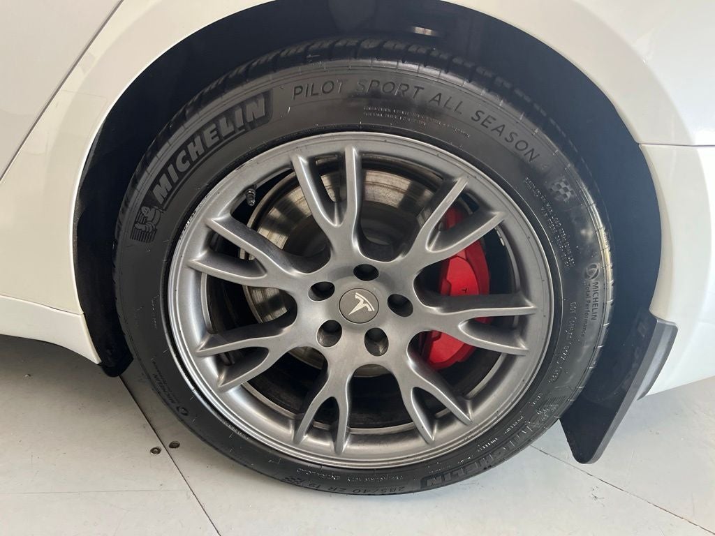 2023 Tesla Model S Plaid