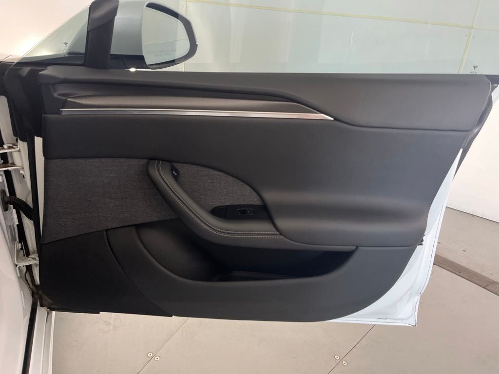2023 Tesla Model S Plaid