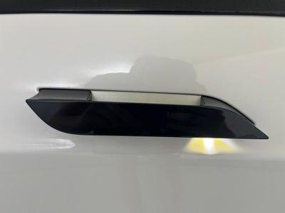 2023 Tesla Model S Plaid