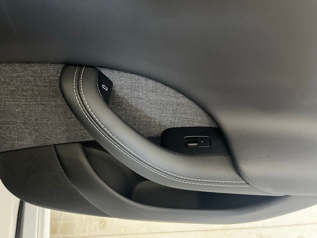 2023 Tesla Model S Plaid