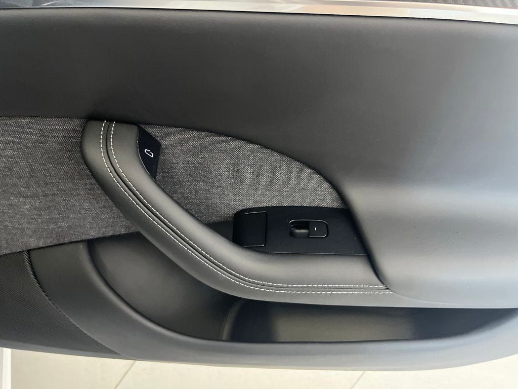2023 Tesla Model S Plaid