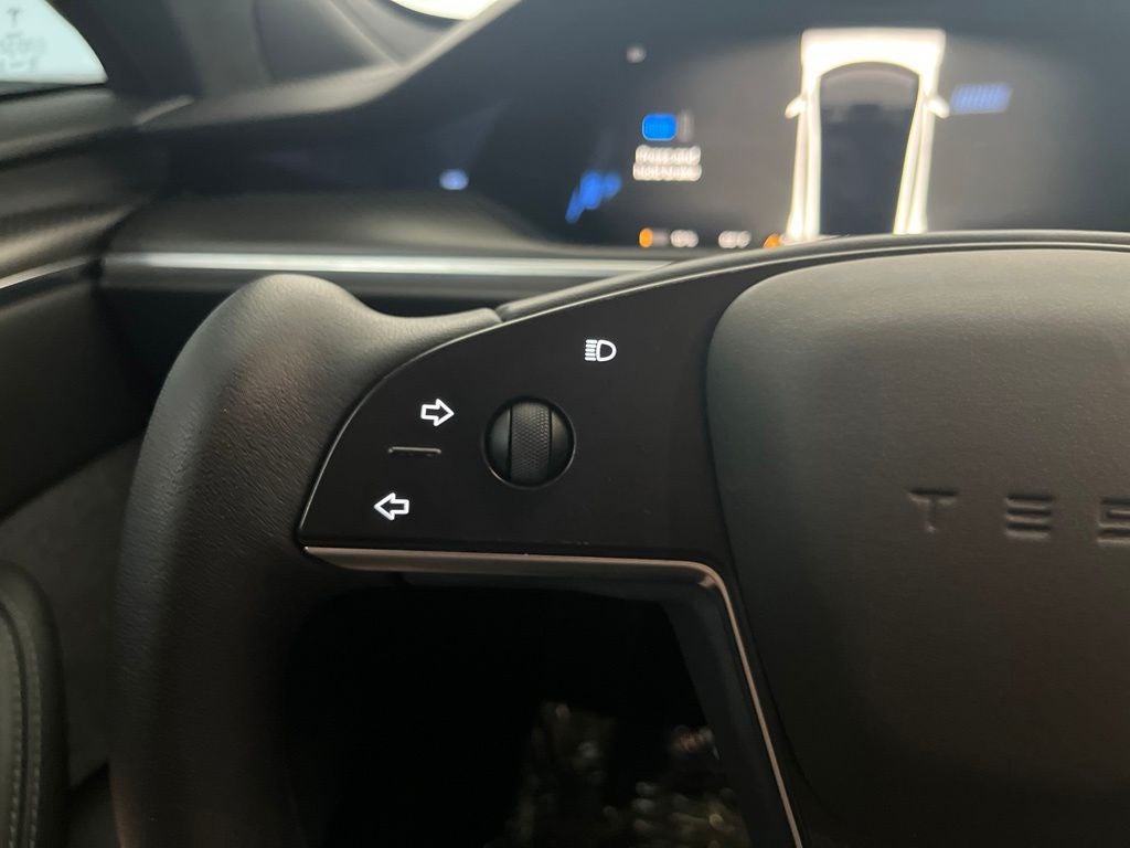 2023 Tesla Model S Plaid
