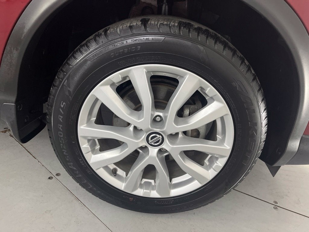 2022 Nissan Rogue Sport SV
