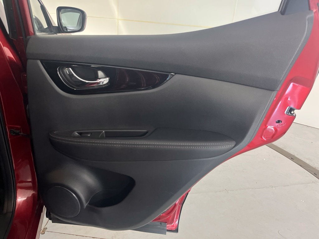 2022 Nissan Rogue Sport SV