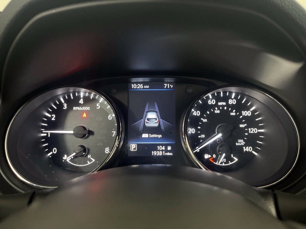 2022 Nissan Rogue Sport SV