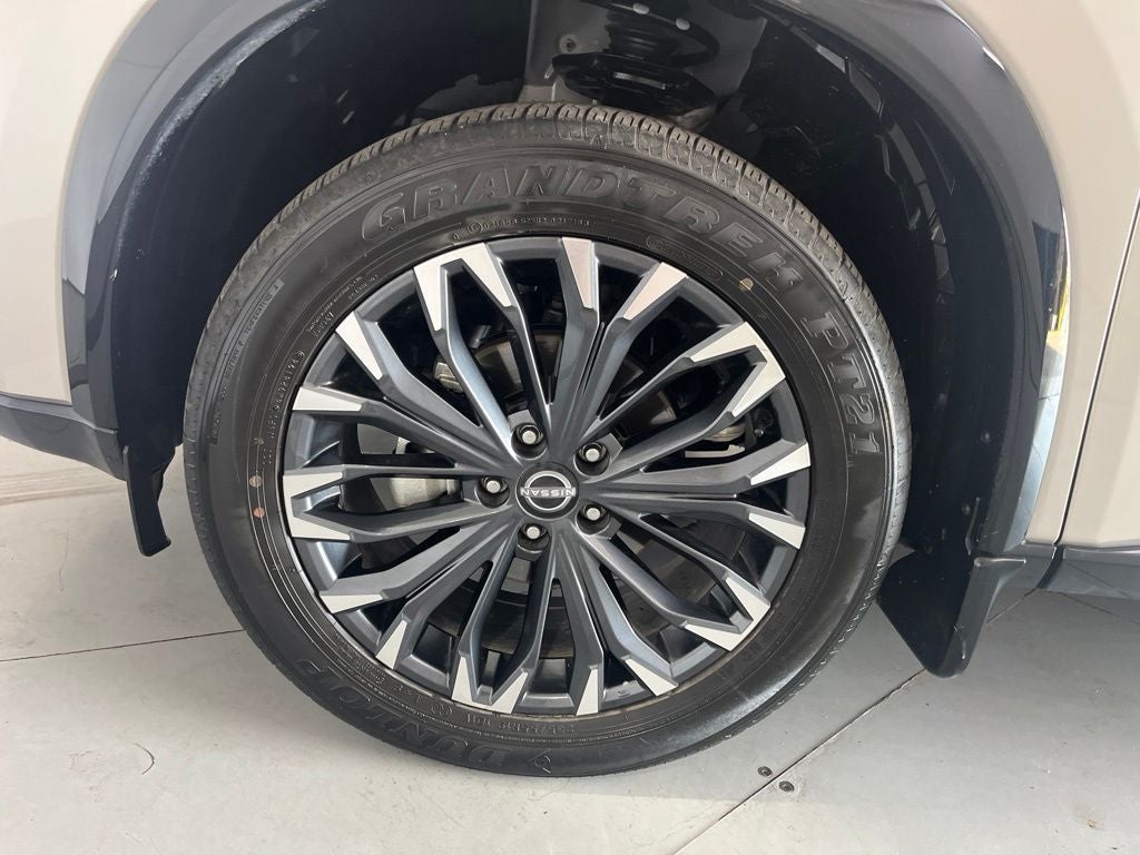 2025 Nissan Rogue Platinum