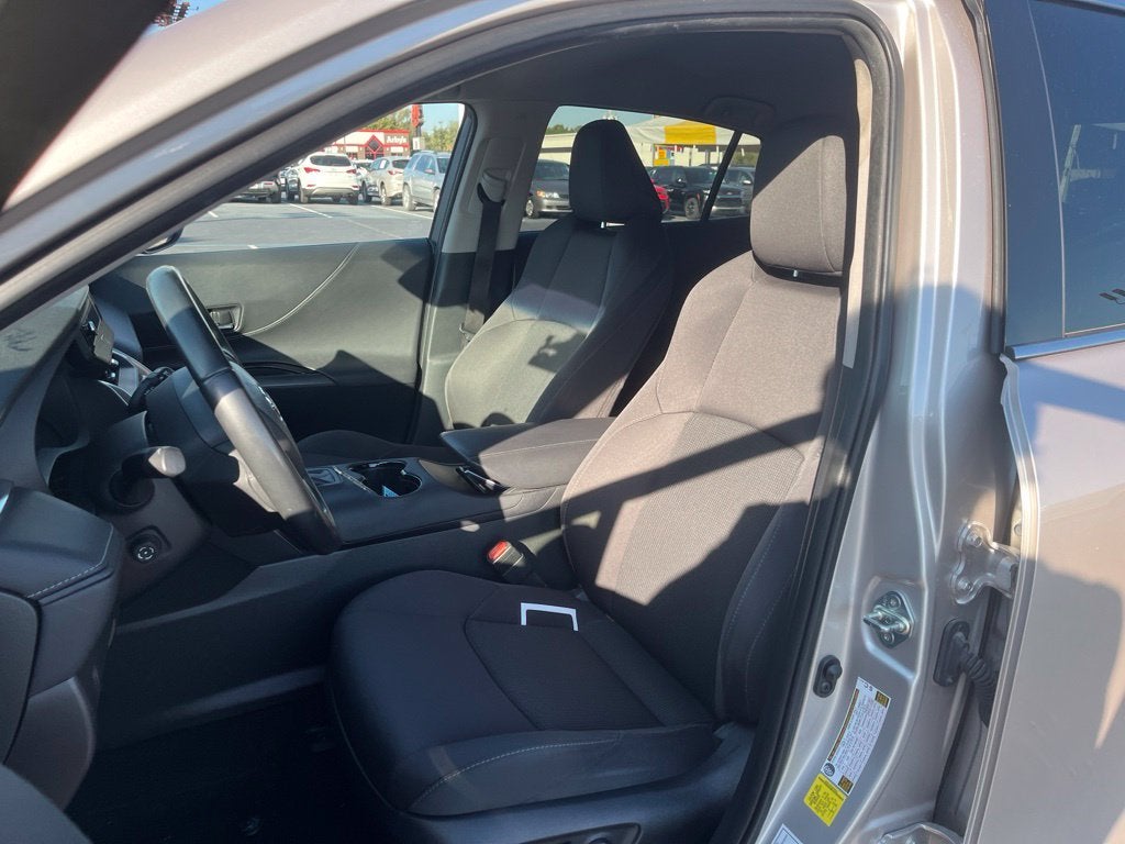 2024 Toyota Venza LE