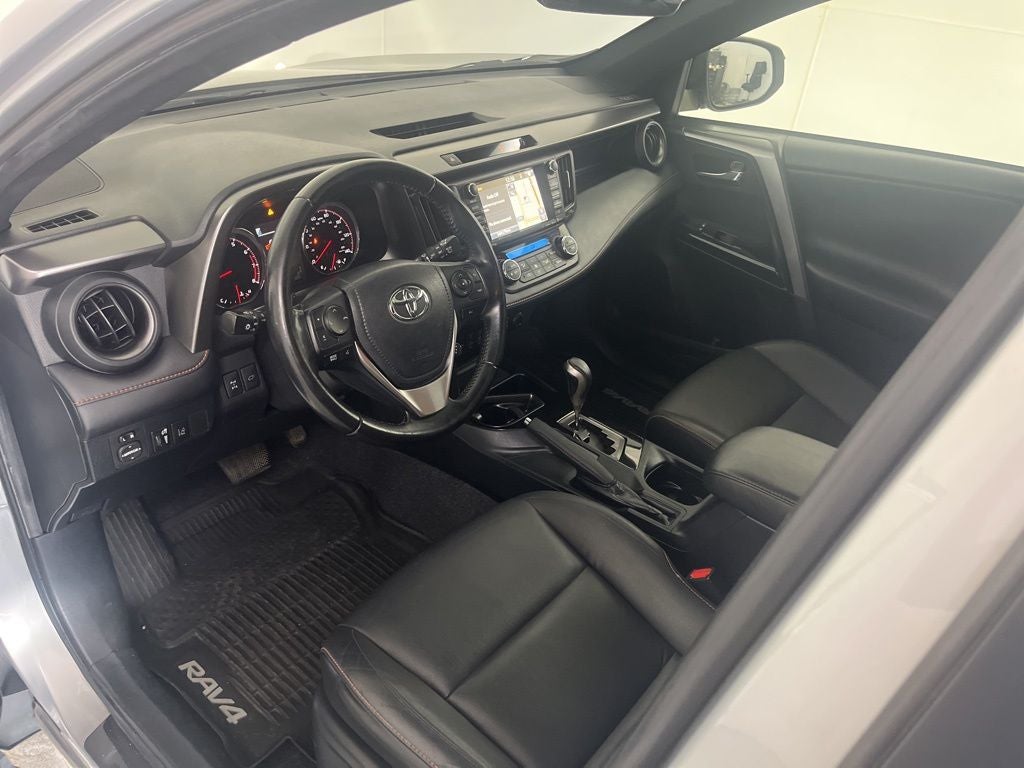 2018 Toyota RAV4 SE
