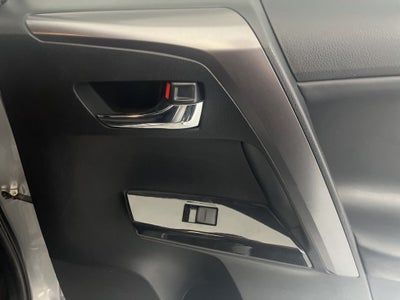 2018 Toyota RAV4 SE