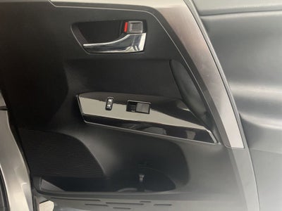 2018 Toyota RAV4 SE