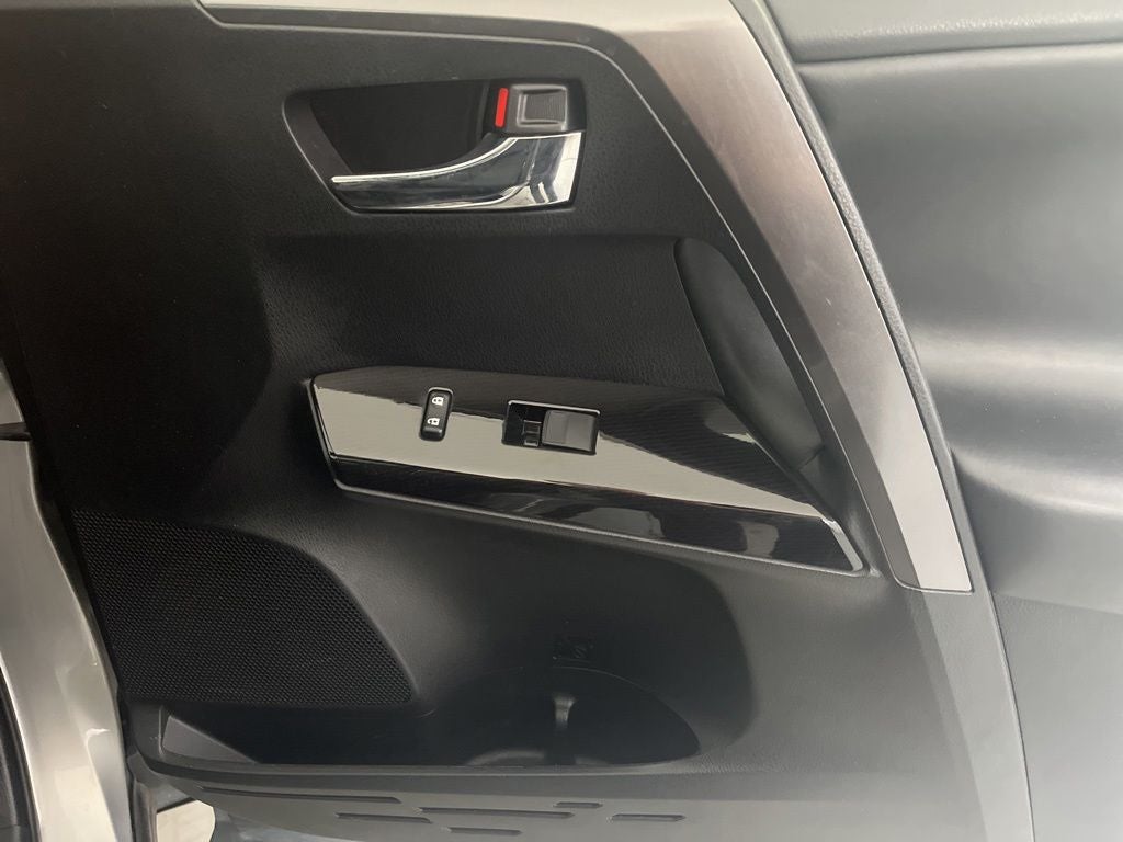 2018 Toyota RAV4 SE