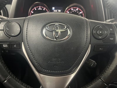 2018 Toyota RAV4 SE
