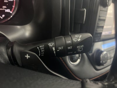 2018 Toyota RAV4 SE