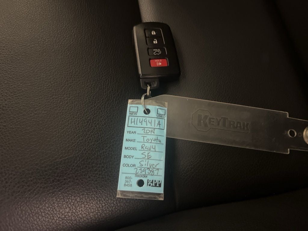 2018 Toyota RAV4 SE
