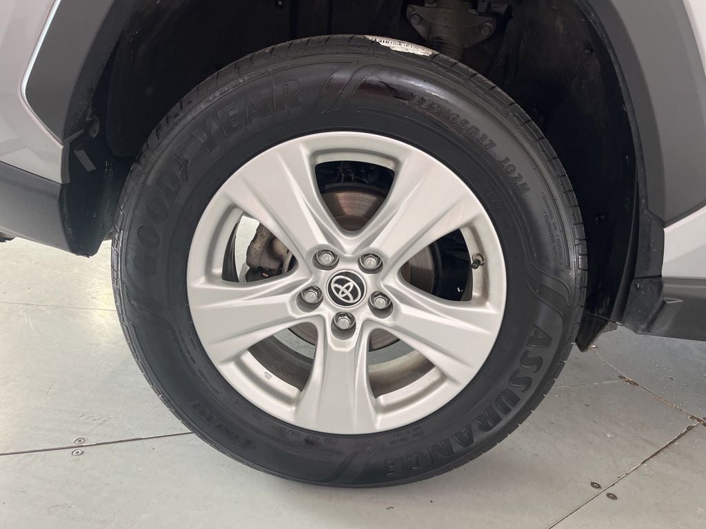 2019 Toyota RAV4 Hybrid XLE