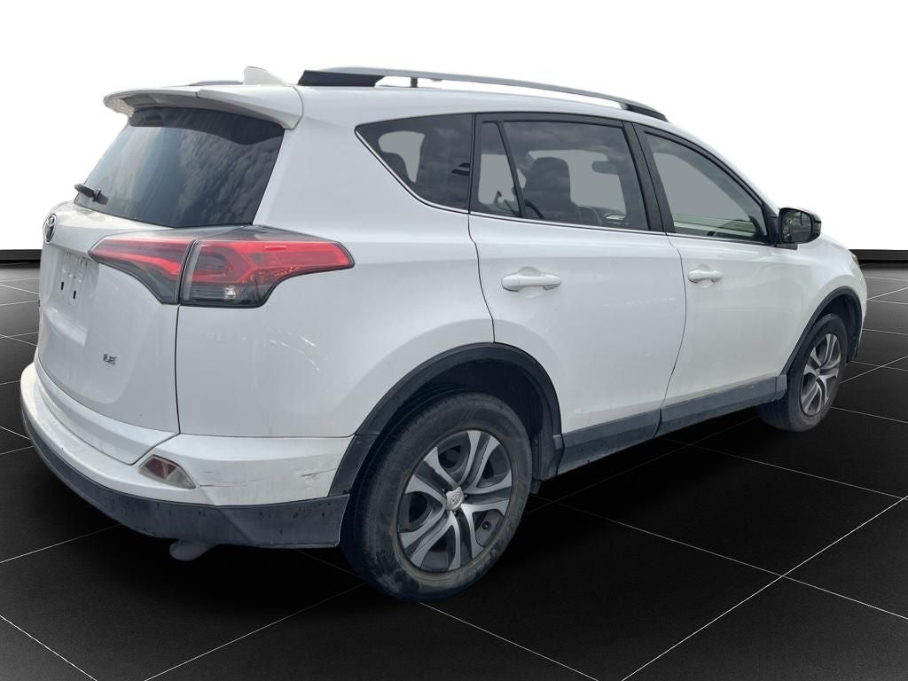2017 Toyota RAV4 LE