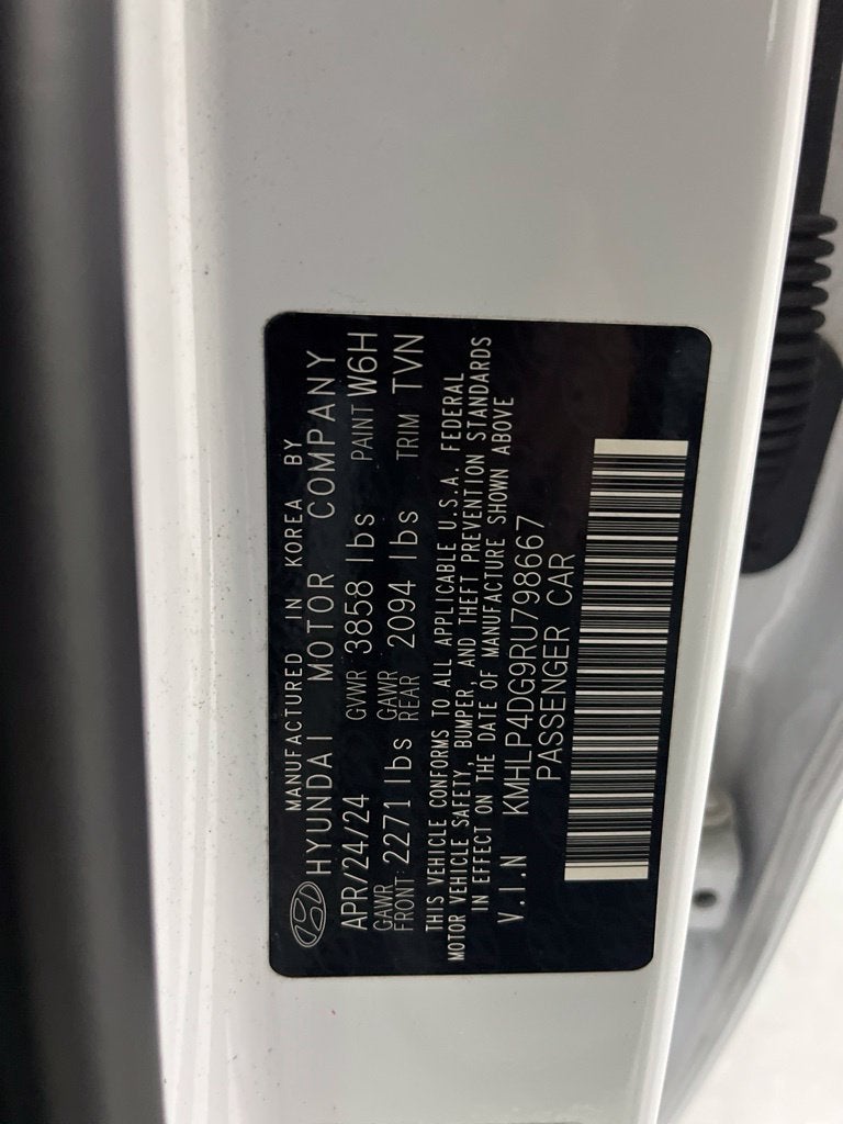 2024 Hyundai Elantra Limited
