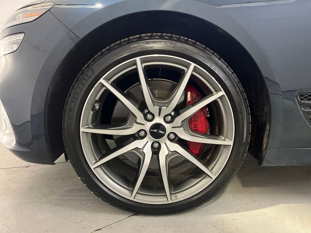 2025 Genesis G70 2.5T