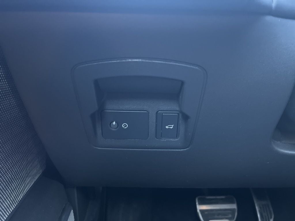 2023 Land Rover Range Rover Velar R-Dynamic S